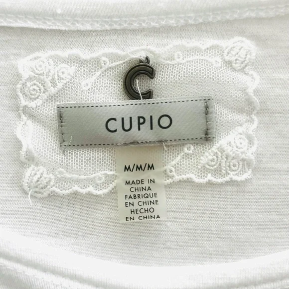 Cupio | White Eyelet Sleeve Curve Hemmed Women Top Medium - Picture 8 of 9